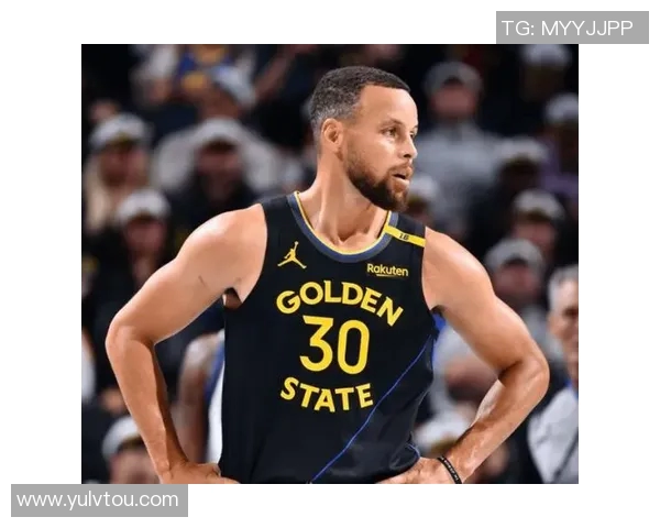 明星球员表现点评：库里再次封神